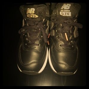Women's New Balance 574 (Size 10)